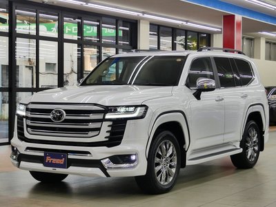 TOYOTA LAND CRUISER 300 - 1