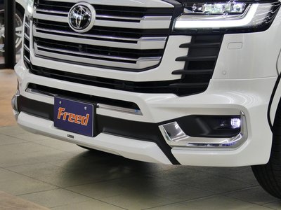 TOYOTA LAND CRUISER 300 - 3