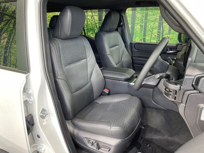 TOYOTA LAND CRUISER 250 - 8