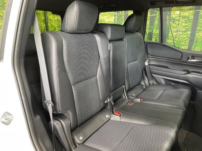 TOYOTA LAND CRUISER 250 - 9
