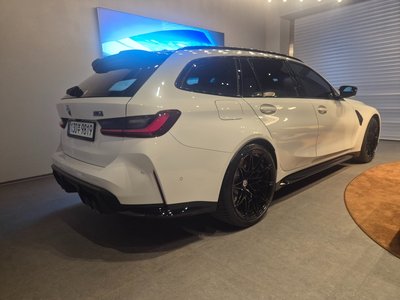 صورة 6 لـ 2026 BMW M3