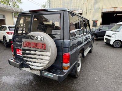 TOYOTA LAND CRUISER - 6