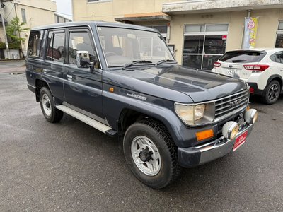 TOYOTA LAND CRUISER - 4