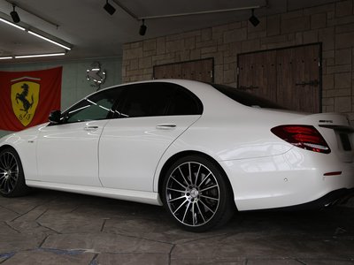 MERCEDES-BENZ E-CLASS AMG - 2