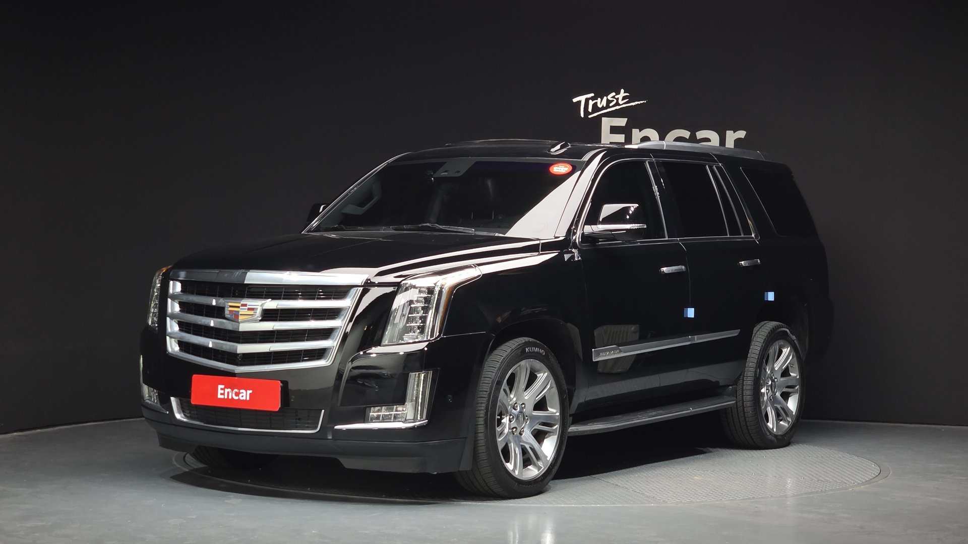 CADILLAC ESCALADE - View 1