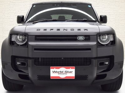 LAND ROVER DEFENDER - 7