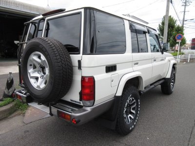 صورة مصغرة 11 لـ 2014 Toyota LAND CRUISER 70