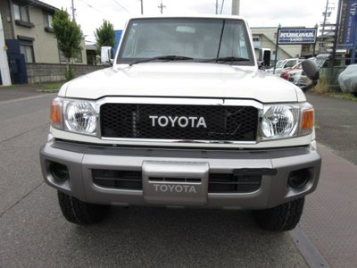 صورة 6 لـ 2014 Toyota LAND CRUISER 70