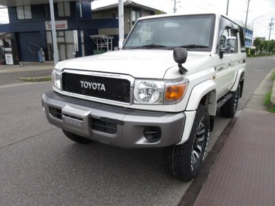صورة مصغرة 18 لـ 2014 Toyota LAND CRUISER 70