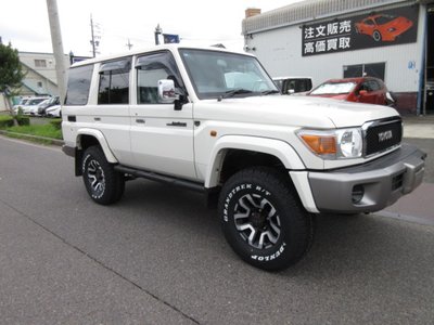 صورة 8 لـ 2014 Toyota LAND CRUISER 70