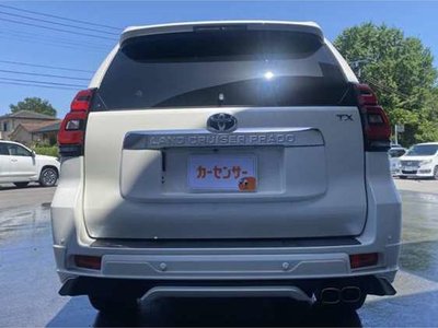 TOYOTA LAND CRUISER PRADO - 8