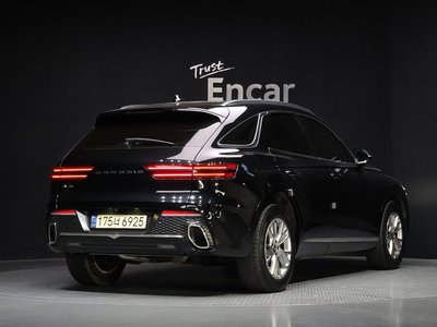 2021 Genesis GV70 photo 4