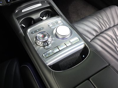 2022 Genesis G90 (RS4) 缩略图 12