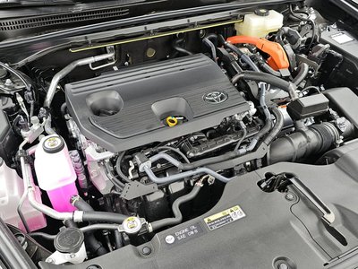 TOYOTA CROWN CROSSOVER - 7