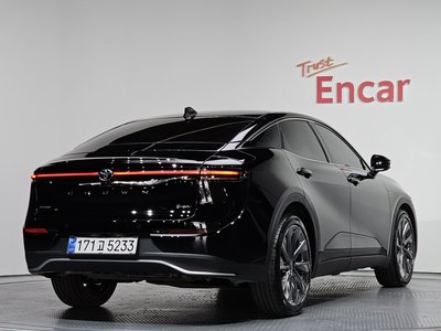 TOYOTA CROWN CROSSOVER - 3