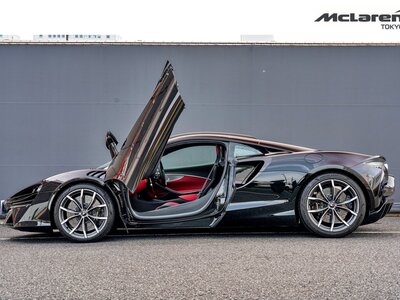 MCLAREN ARTURA - 9