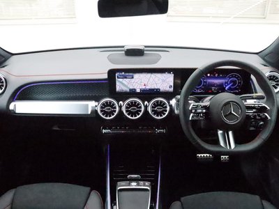 2025 Mercedes-BENZ EQB 照片 3
