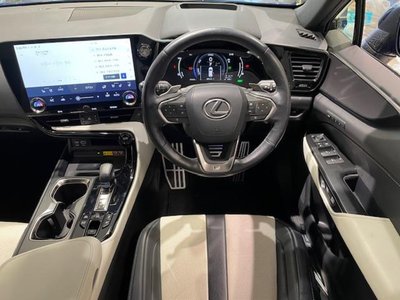 2022 Lexus NX — миниатюра 24