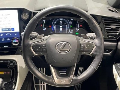 2022 Lexus NX — миниатюра 25
