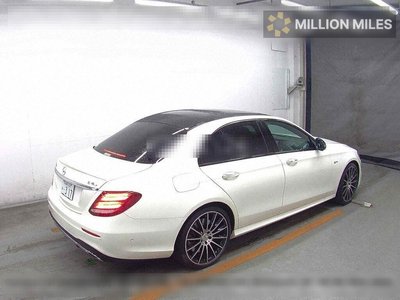 MERCEDES-BENZ E-CLASS AMG - 5