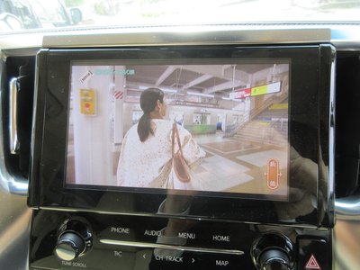 TOYOTA ALPHARD - 2