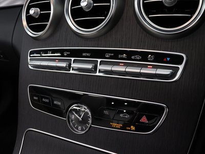 صورة مصغرة 28 لـ 2019 Mercedes-BENZ C-CLASS AMG