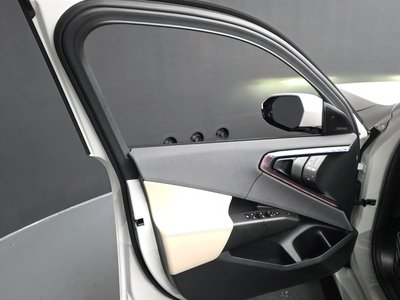 صورة مصغرة 14 لـ 2025 BMW X3