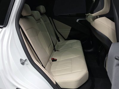 صورة مصغرة 18 لـ 2025 BMW X3