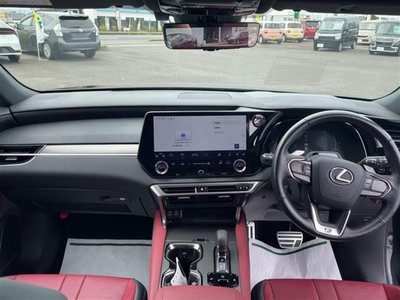 صورة مصغرة 41 لـ 2023 Lexus RX