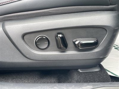 صورة مصغرة 17 لـ 2023 Lexus RX