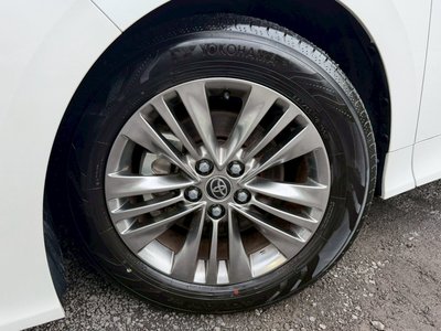 TOYOTA ALPHARD - 8