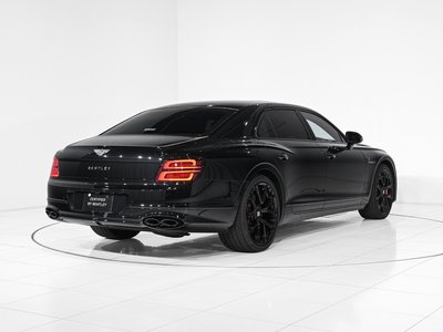 صورة 6 لـ 2023 Bentley FLYING SPUR
