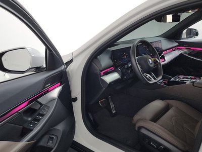 2025 BMW 5 SERIES — миниатюра 13
