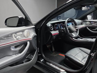 MERCEDES-BENZ E-CLASS - 10