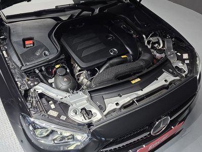 MERCEDES-BENZ E-CLASS - 7