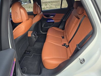 MERCEDES-BENZ GLC - 10