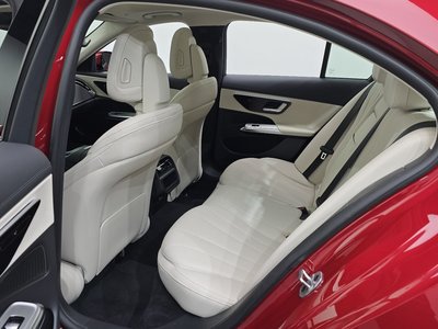 صورة مصغرة 11 لـ 2025 Mercedes-BENZ E-CLASS