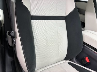2023 LAND Rover RANGE ROVER VELAR — миниатюра 24