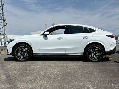 MERCEDES-BENZ GLC - 4