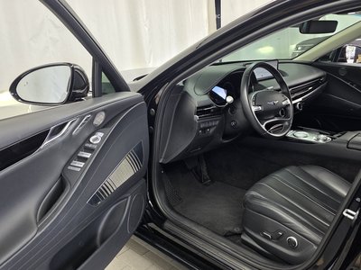 صورة 10 لـ 2020 Genesis G80