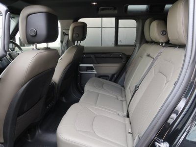 صورة مصغرة 50 لـ 2024 LAND Rover DEFENDER