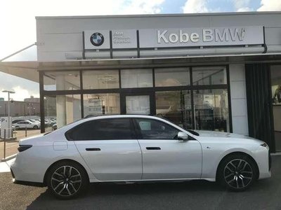 BMW I7 - 7