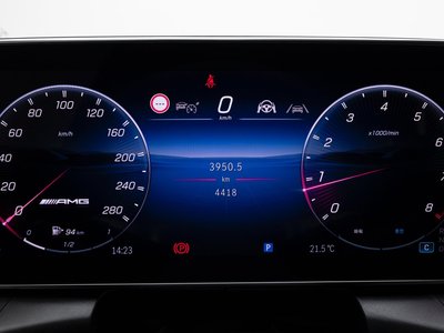 صورة 8 لـ 2025 Mercedes-BENZ GLC