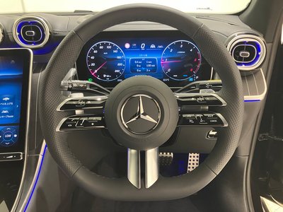 MERCEDES-BENZ GLC - 10