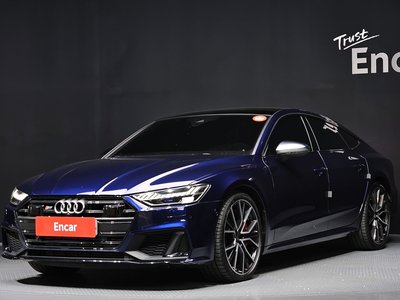 AUDI S7