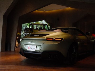 FERRARI ROMA - 4