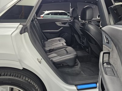 2020 AUDI Q8 缩略图 11