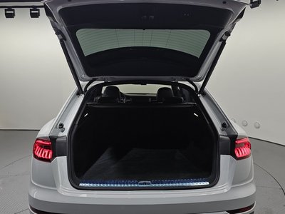 2020 AUDI Q8 缩略图 20