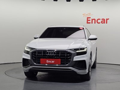 2020 AUDI Q8 照片 2