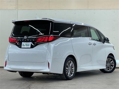 TOYOTA ALPHARD - 3